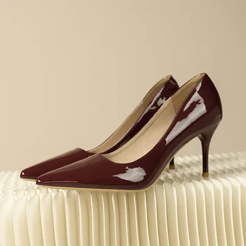 Червени Дамски обувки на висок ток от лачена кожа, Новост 2023 година, Универсални Банкетни фини обувки на тънък ток 7 см, с Остри пръсти, Елегантни Дамски Обувки Талон Femme